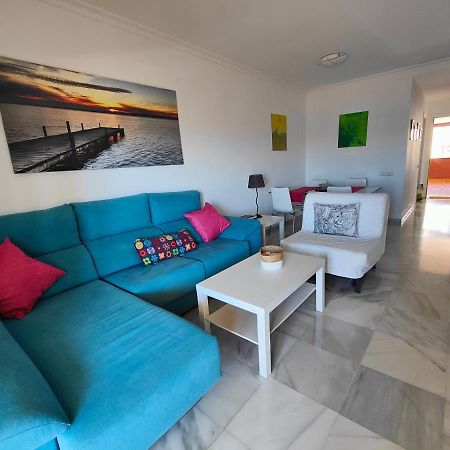 Apartamento Cerca De La Playa Con Piscina Fuengirola Bagian luar foto
