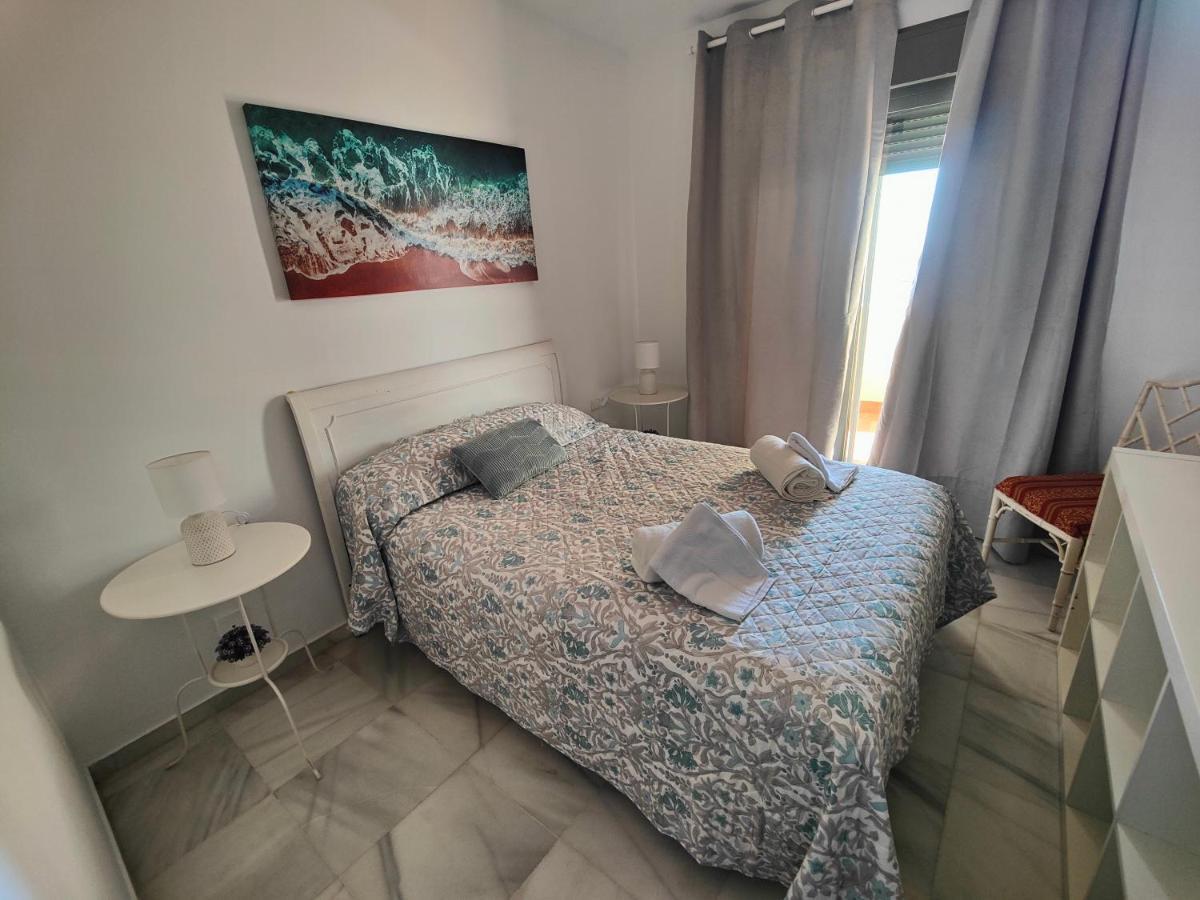 Apartamento Cerca De La Playa Con Piscina Fuengirola Bagian luar foto