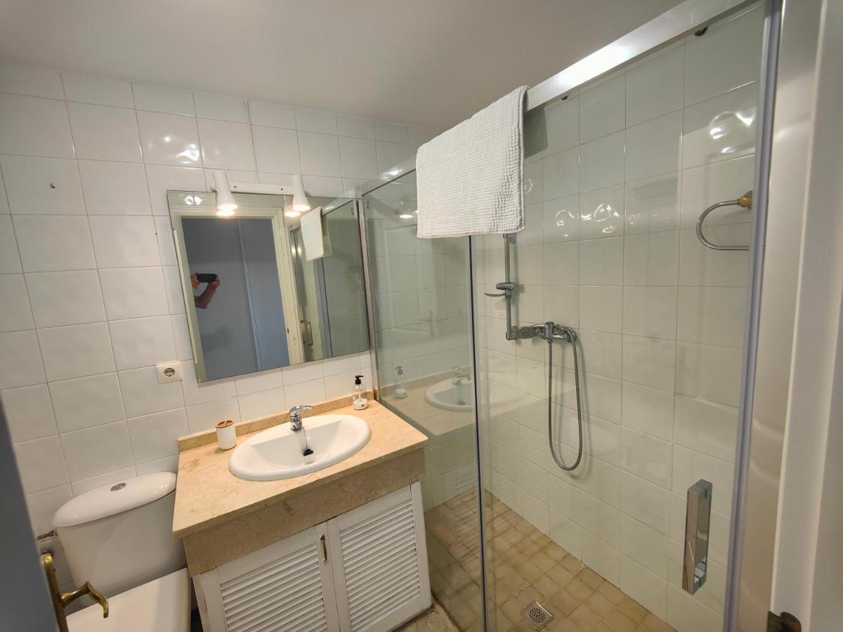 Apartamento Cerca De La Playa Con Piscina Fuengirola Bagian luar foto