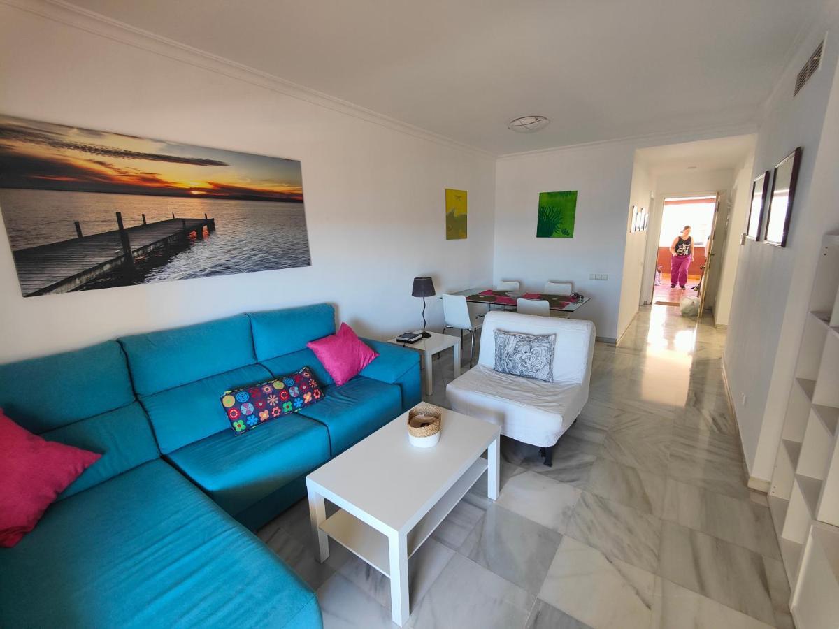 Apartamento Cerca De La Playa Con Piscina Fuengirola Bagian luar foto